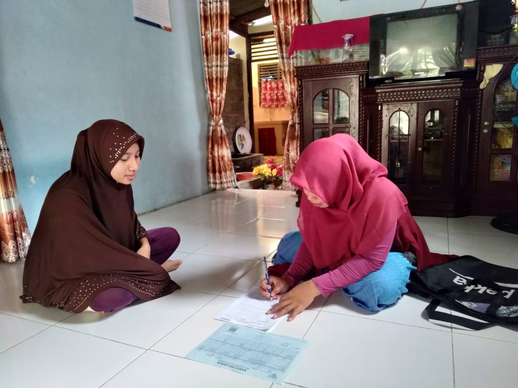 Mewawancara Narasumber