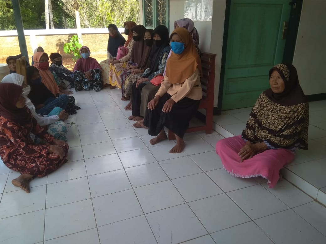 Mendampingi Kelompok Pekka Dusun Nanggungan Desa Tahunan