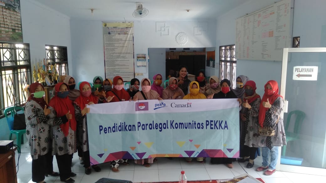 Pembukaan  Kelas  Paralegal Komunitas Pekka Kota  Pekalongan