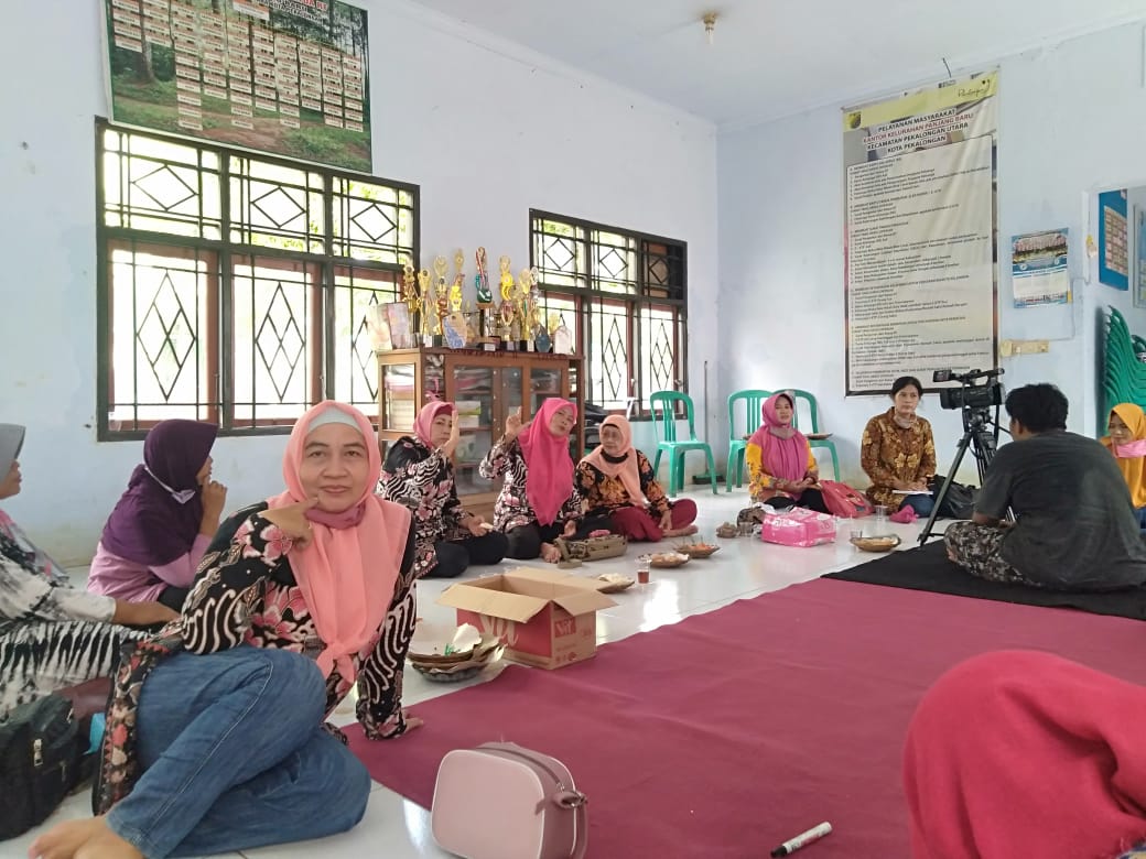 Rapat Serikat, Kelas Paralegal, dan Shooting Film 20 Tahun PEKKA