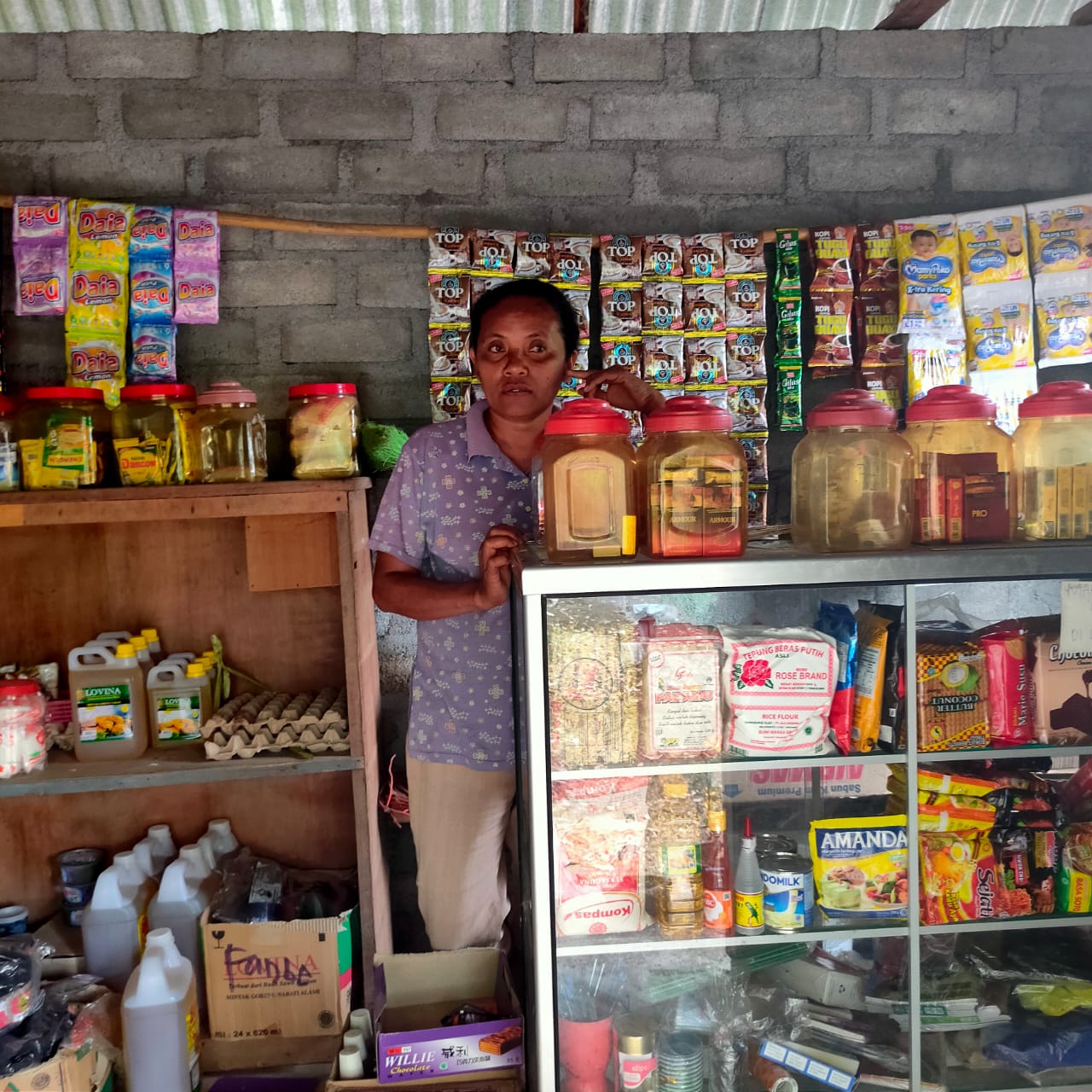 Bantuan BPUM: Warungku Mulai Berkembang Lagi