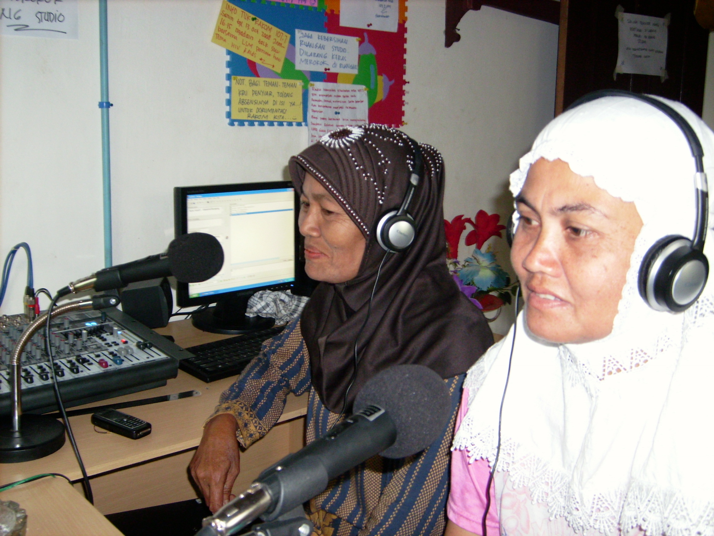 Berdayakan Pekka lewat Radio Komunitas