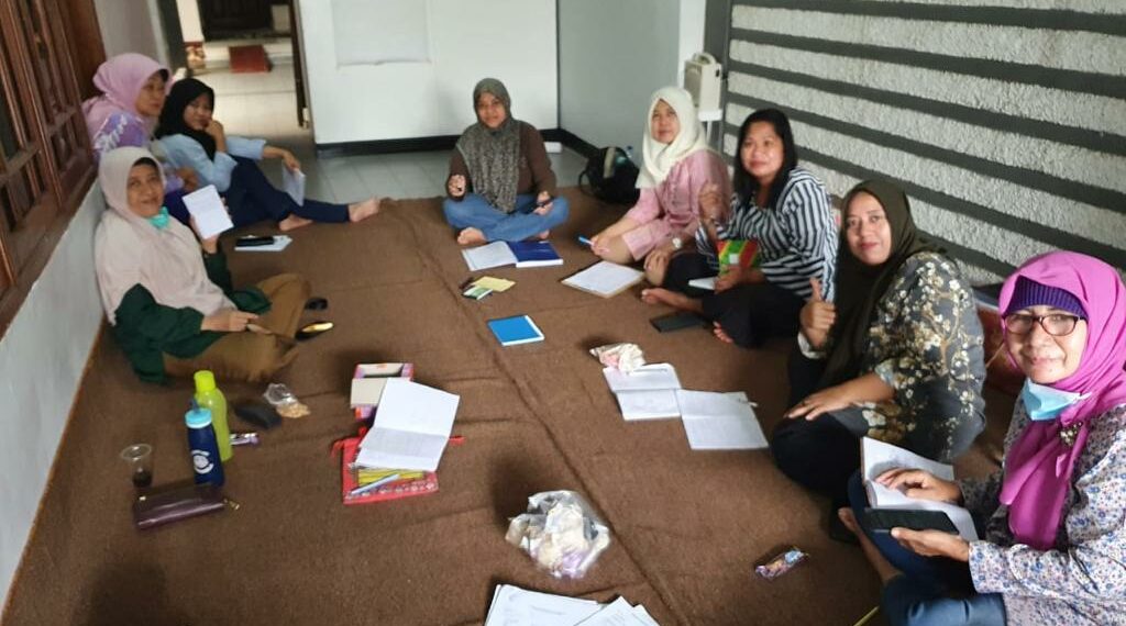 Perempuan Pejuang Perempuan