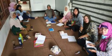 Perempuan Pejuang Perempuan