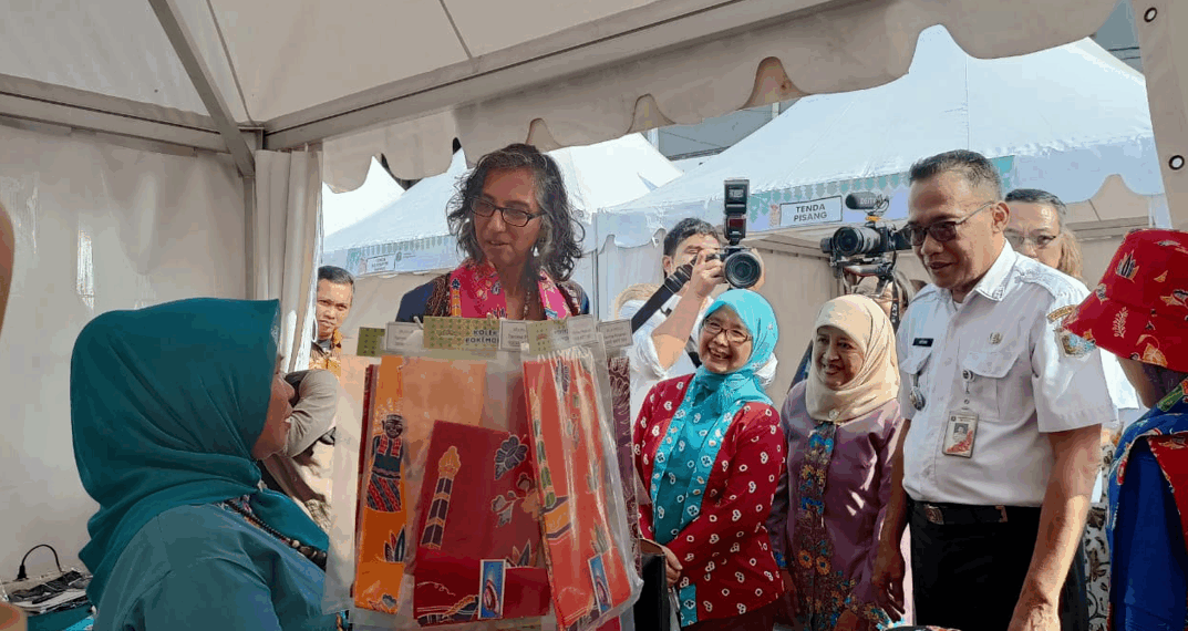 Kuasa Usaha Australia untuk Indonesia, Ibu Gita Kamath Kunjungi Pasar Lokal Pekka Jakarta Selatan